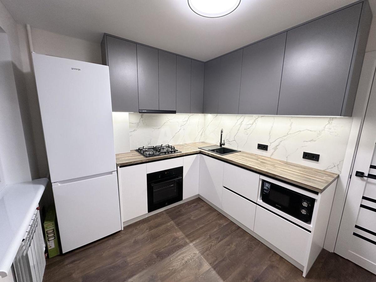1k apartment vul. Tymoshenka Marshala 2/4