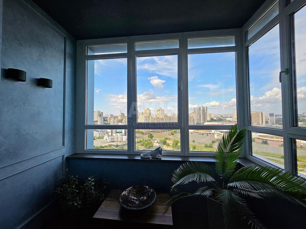 4k apartment vul. Mykil's'ko-Slobids'ka 3А13