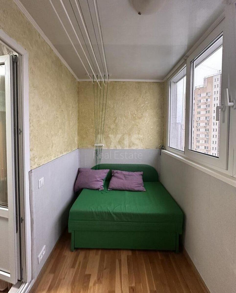 1k apartment vul. Urlivs'ka 38А6