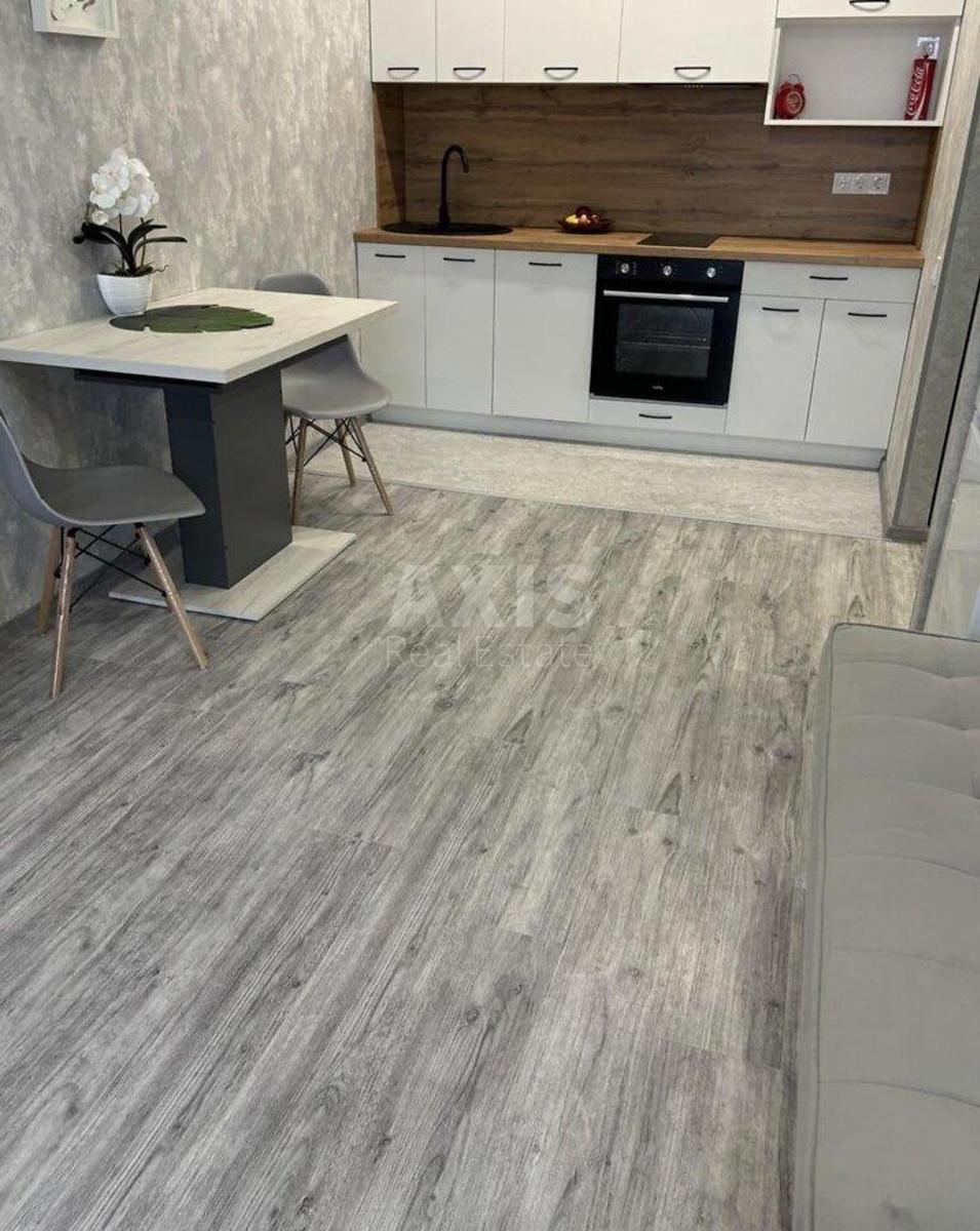 1k apartment vul. Myhajla Maksymovycha 28Е0