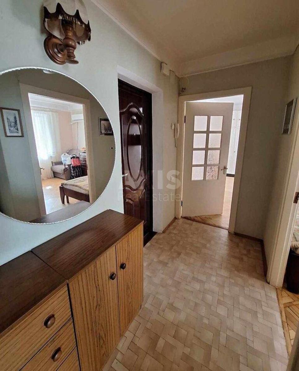 2k apartment vul. Entuziastiv 19/16