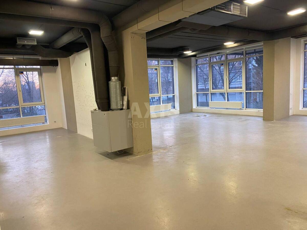 Office vul. Kudri Ivana 26, 149m20
