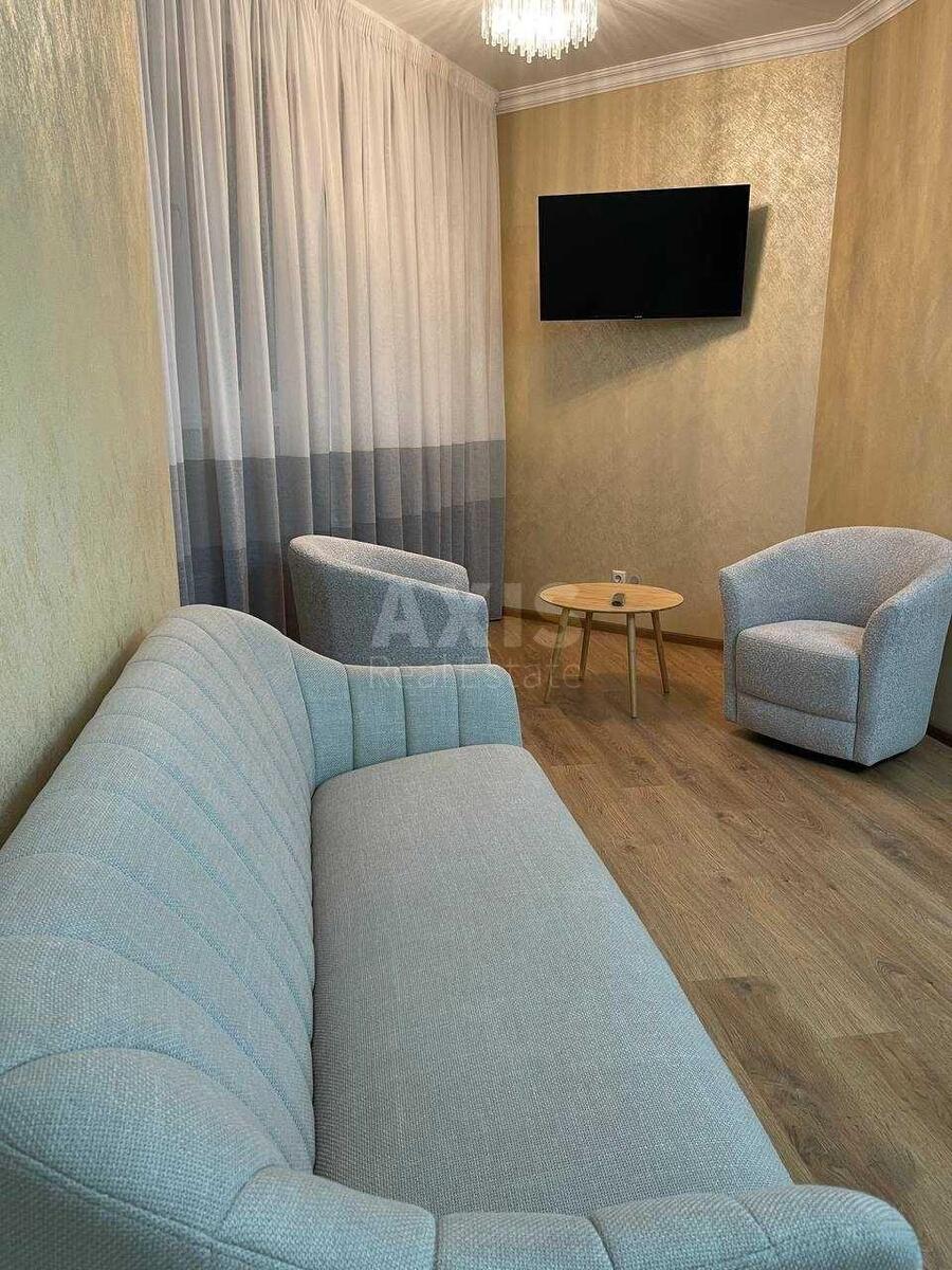 3k apartment vul. Chornovola V'jacheslava 25