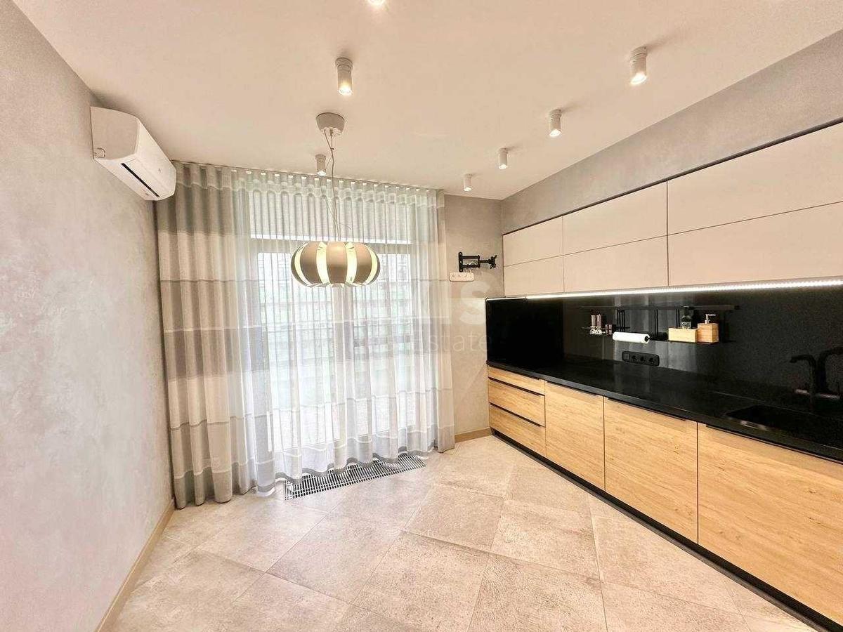 3k apartment doroga Naberezhno-Rybal's'ka 31