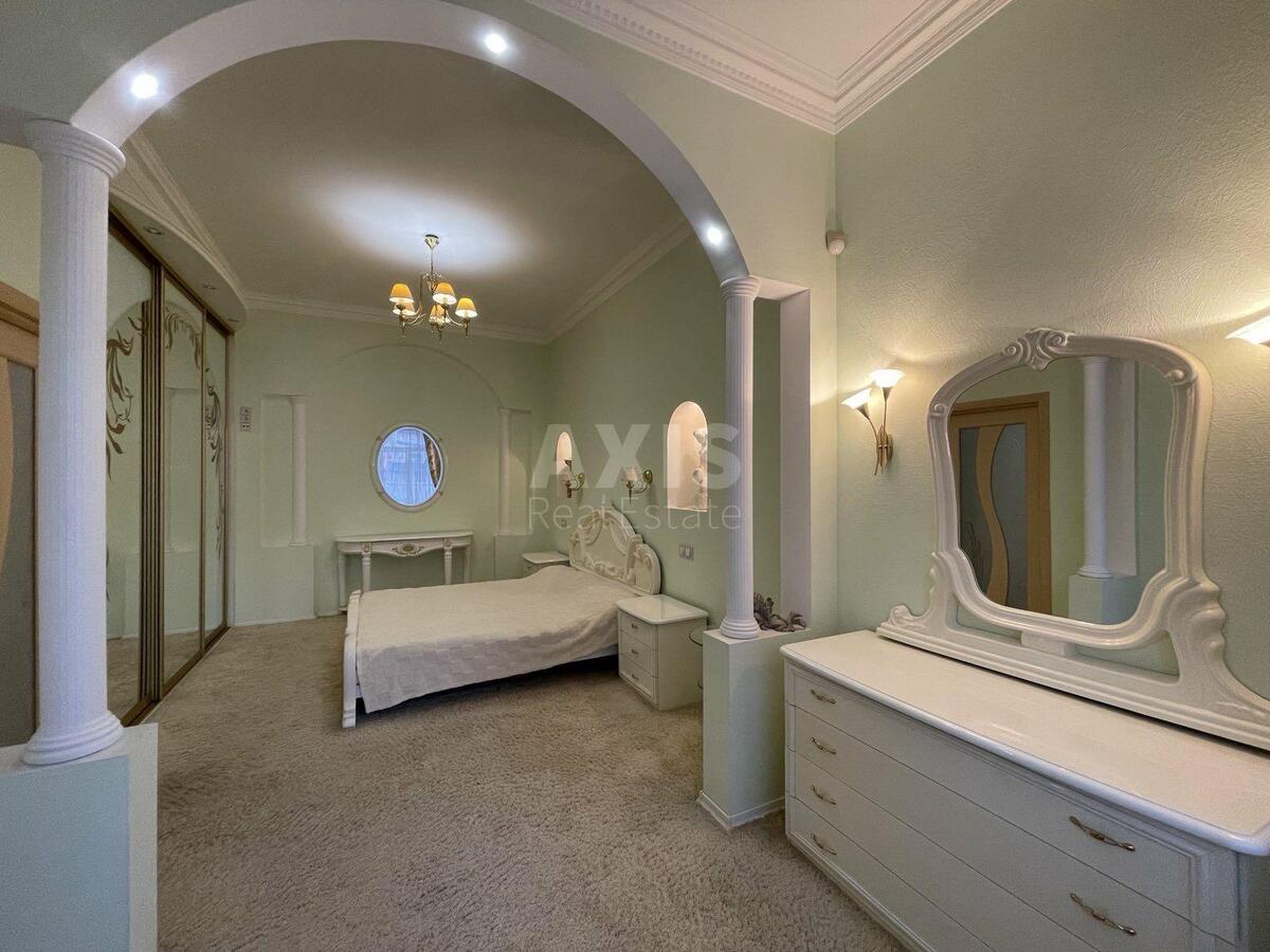 2k apartment vul. Zhyljans'ka 7565593