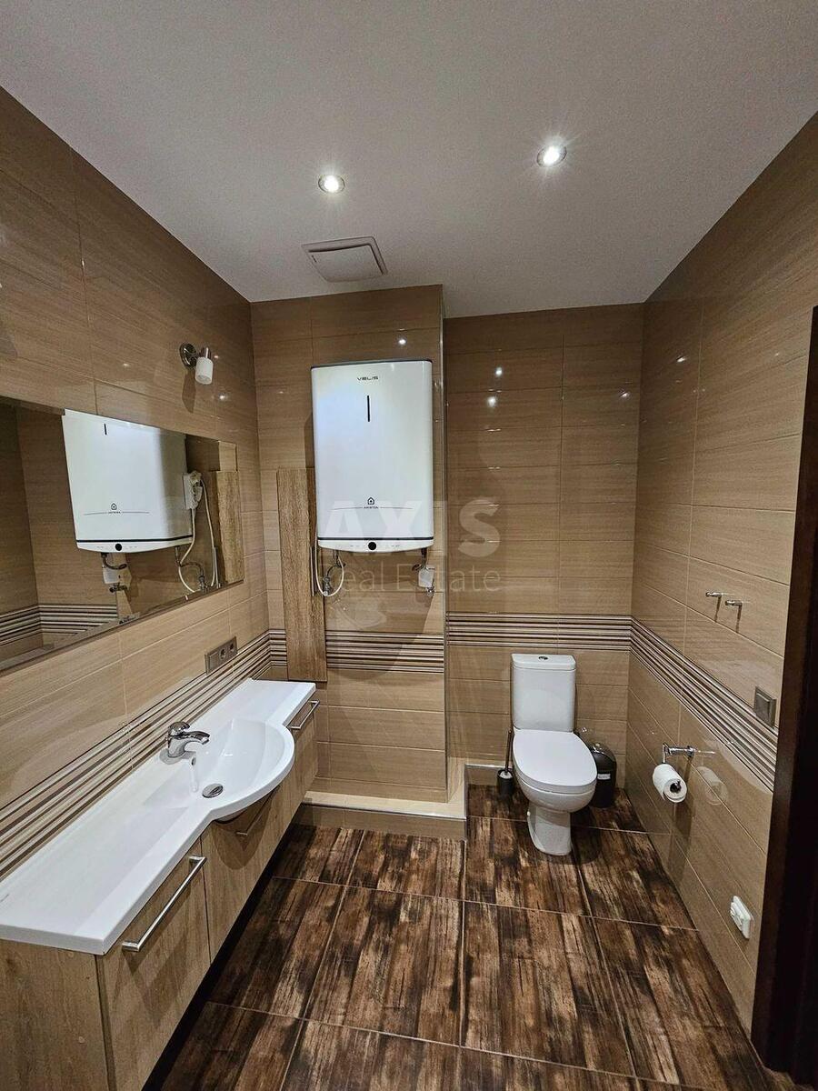 3k apartment vul. Yulia Zdanovska 46/115