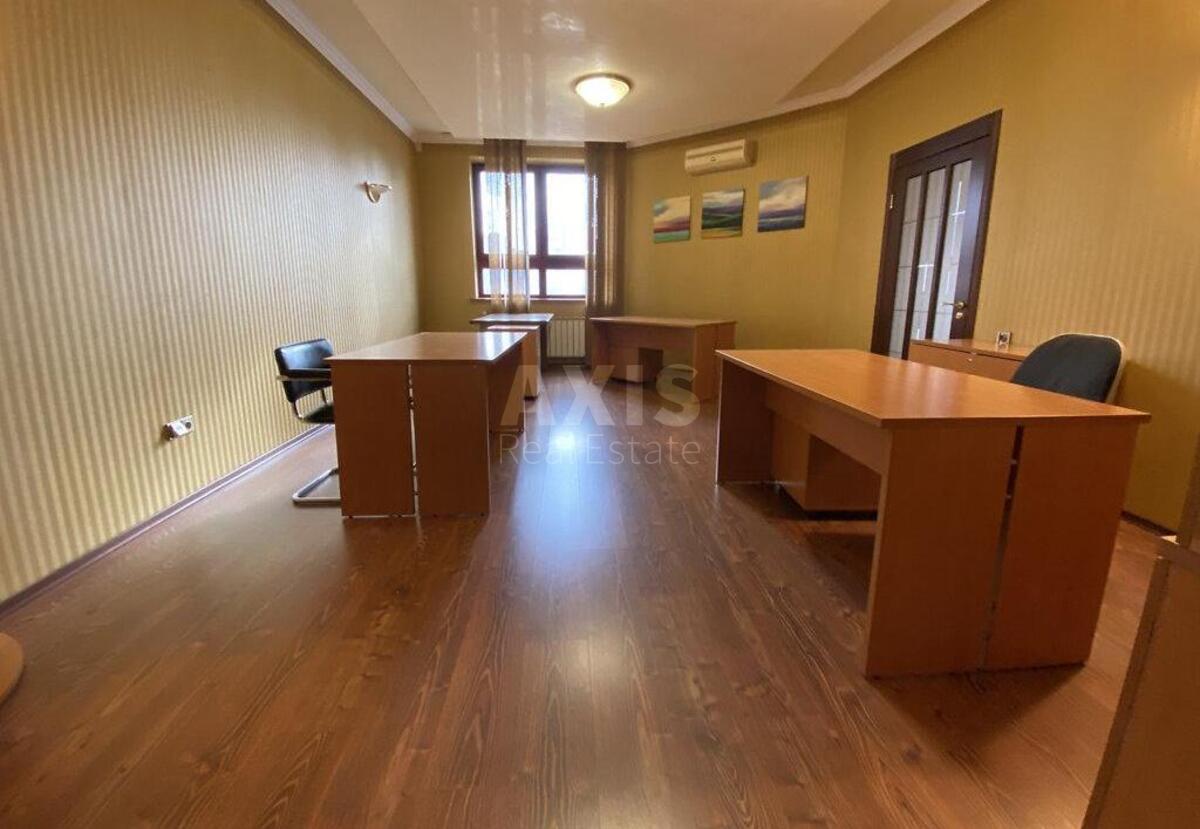 Office vul. Rustaveli Shota 44, 180m2612420