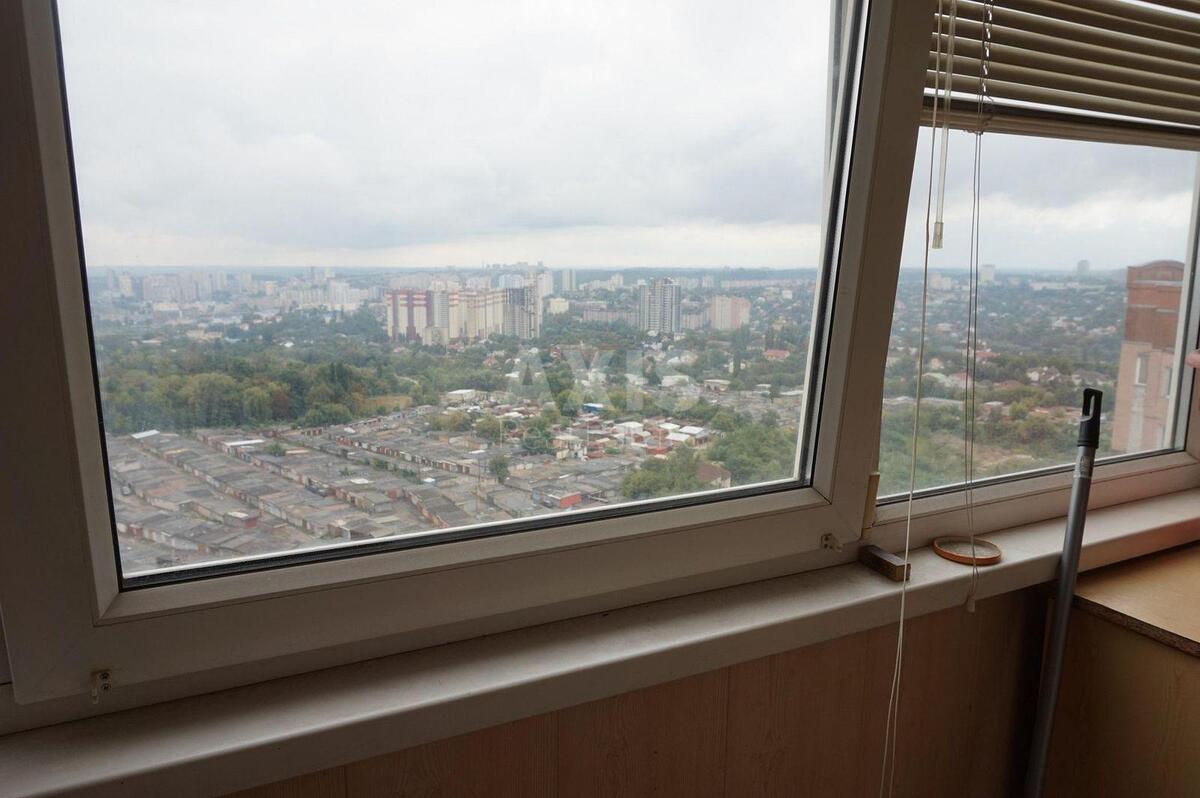 3k apartment vul. Amosova Mykoly 4580487