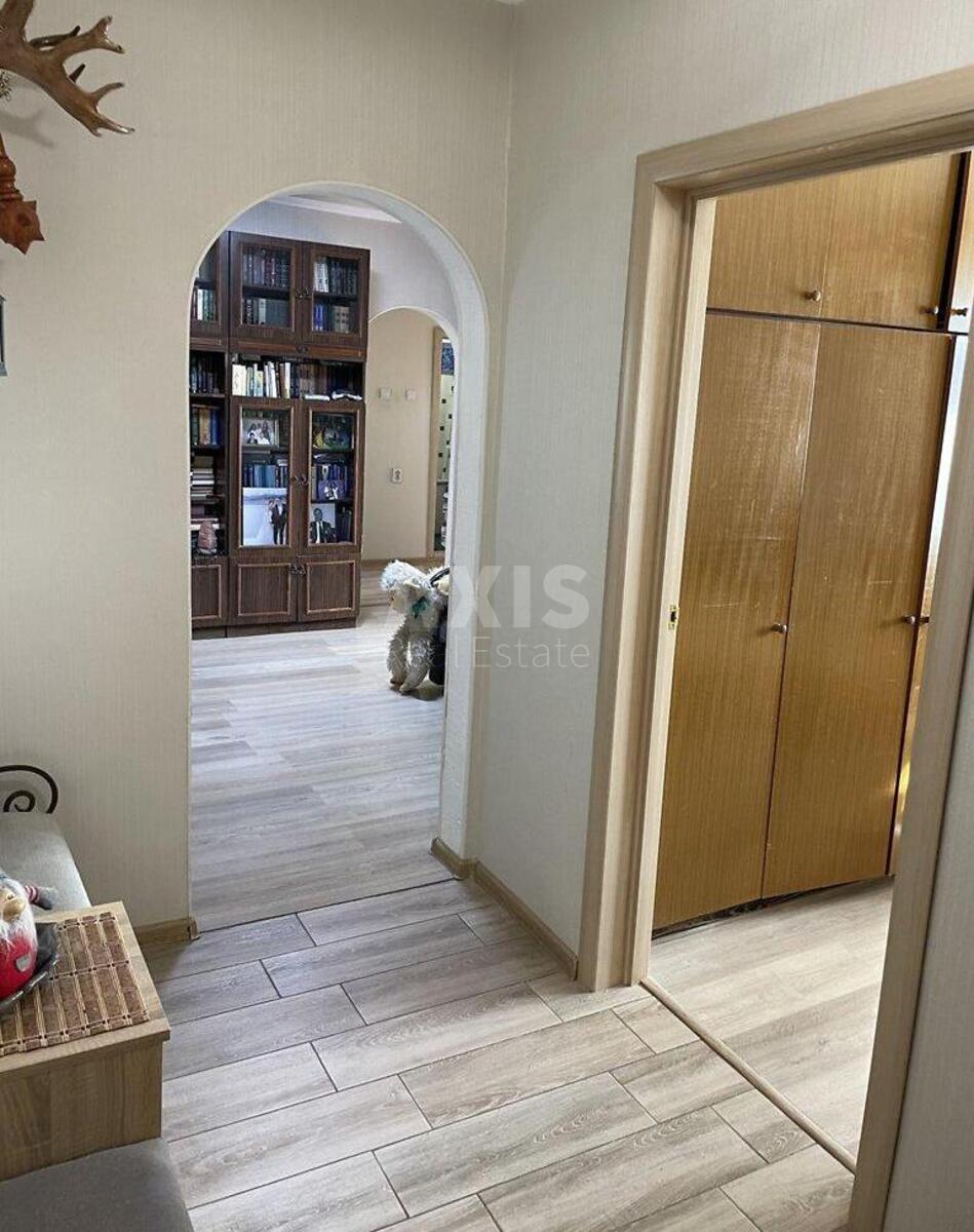 4k apartment pr-t Grygorenka Petra 13623545