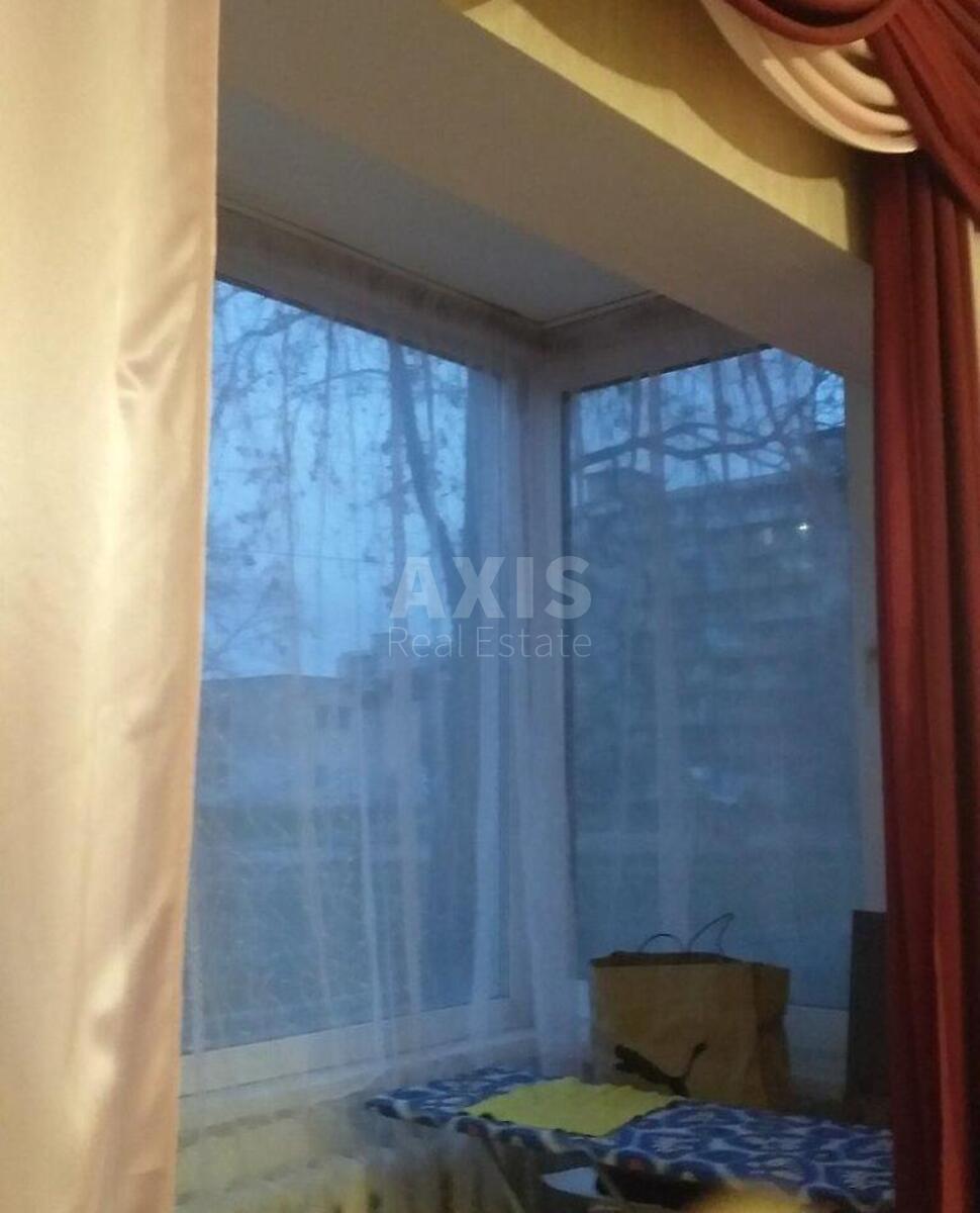 3k apartment vul. Bratyslavs'ka 40А4