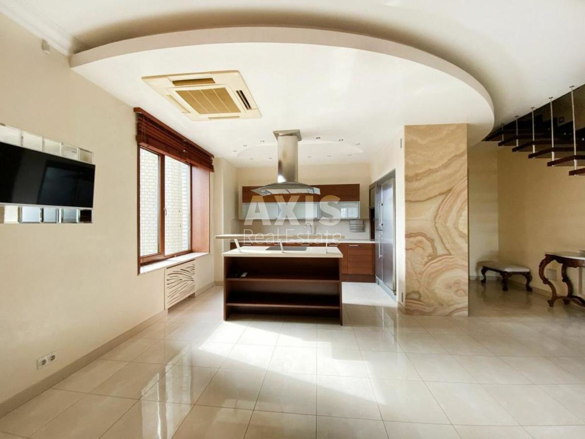 4k apartment vul. Nazarivs'ka 116