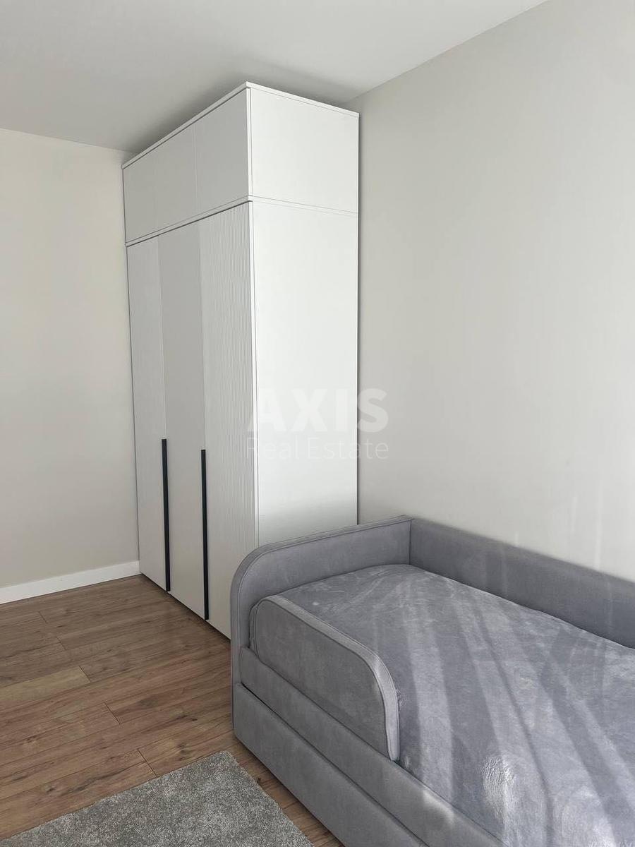 3k apartment nab. Dniprovs'ka 1512