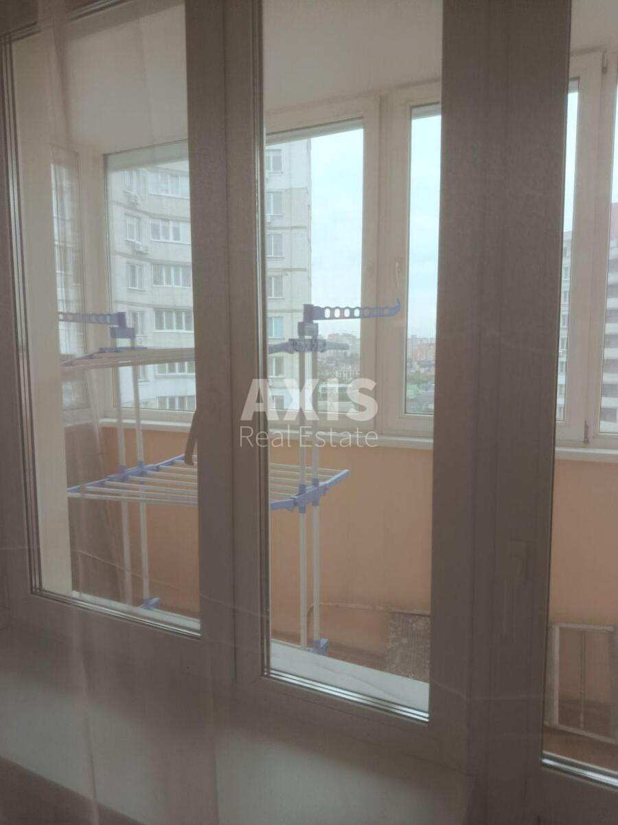 3к квартира ул. Булаховского Академика 5Д597309