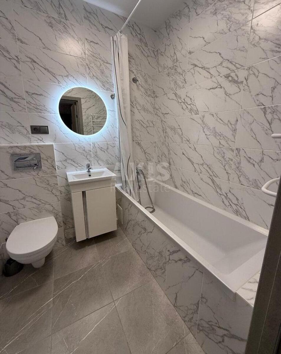 1k apartment vul. Sormovs'ka 33