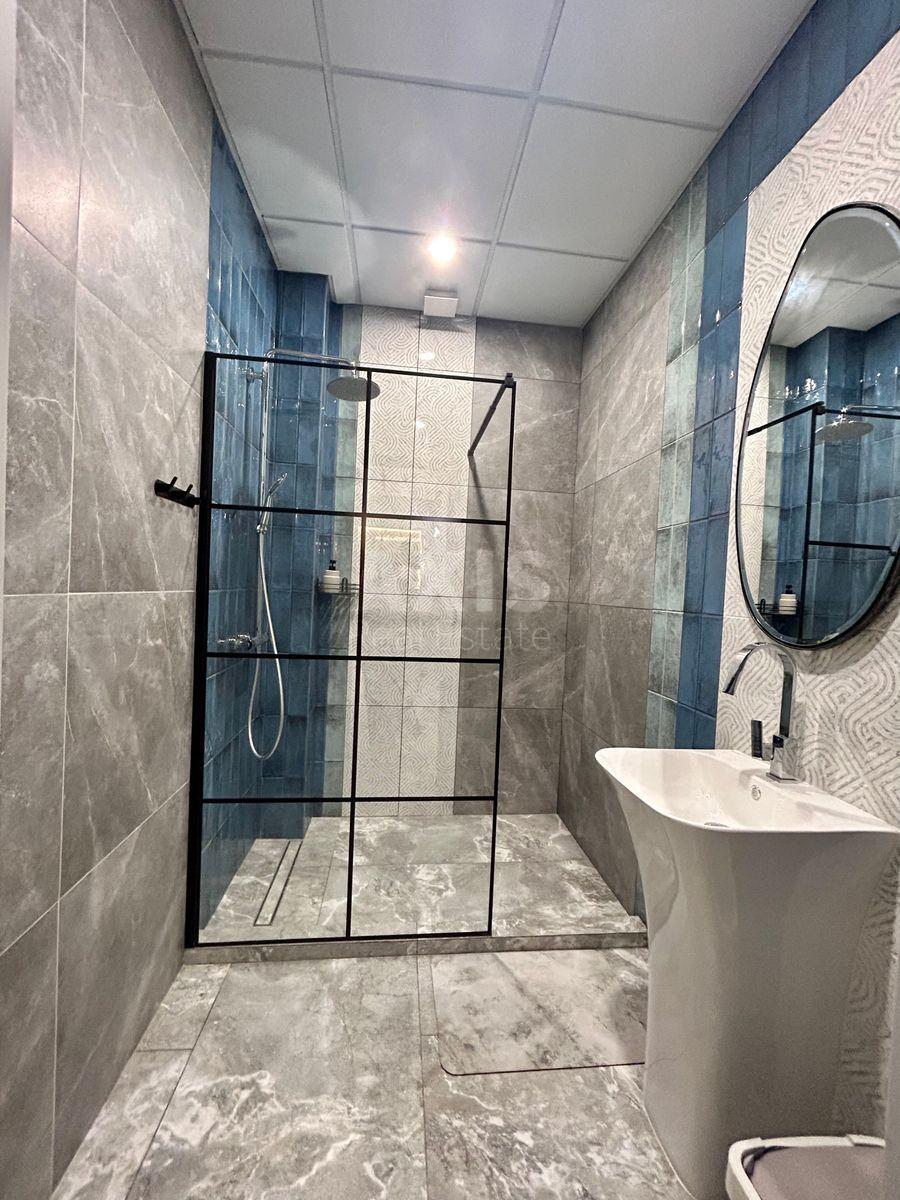 Office vul. Obolons'ka naberezhna 15, 110m2584378