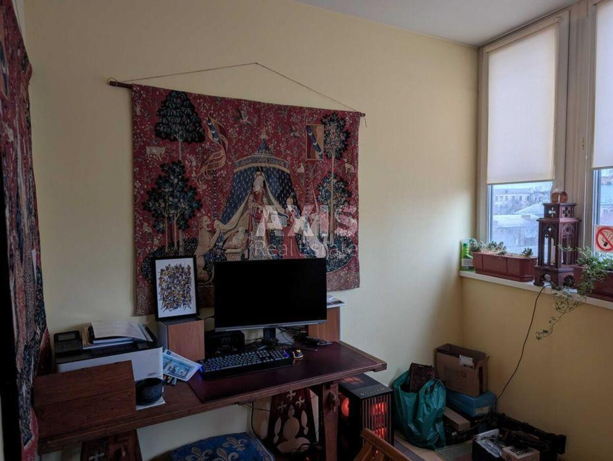 2k apartment vul. Dmytrivs'ka 698
