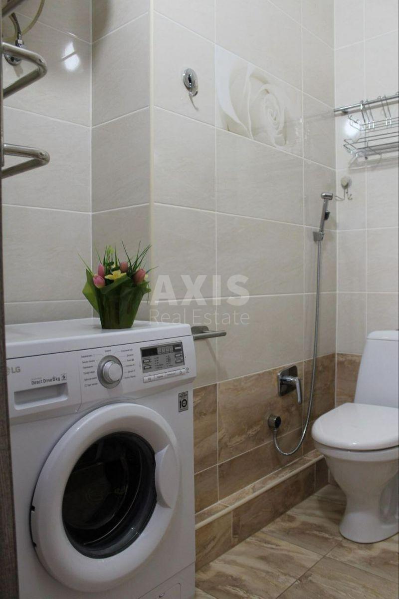 1k apartment vul. Oleny Pchilky 3Д1