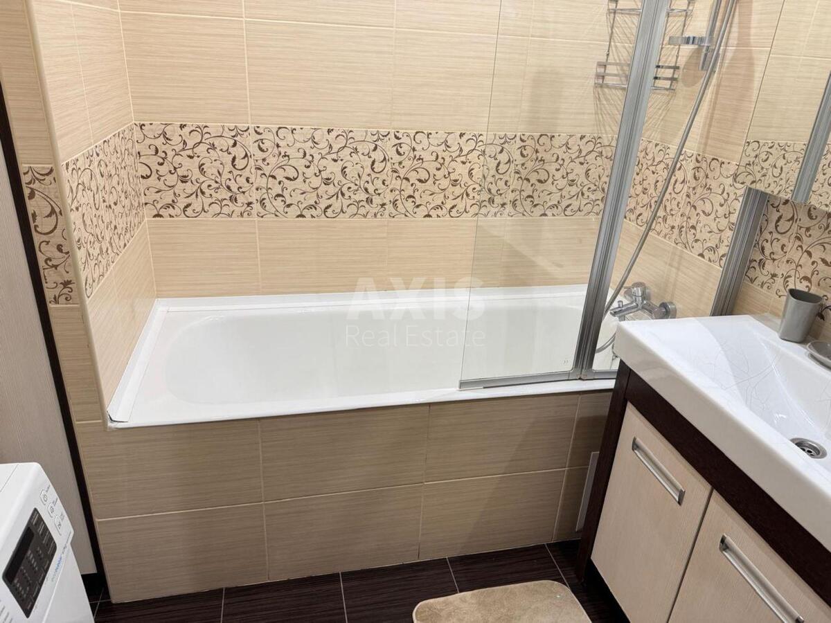 2k apartment vul. Bilec'kogo Akademika 18588278