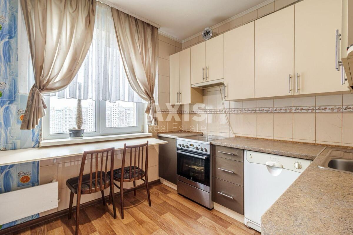 3k apartment vul. Dragomanova 23