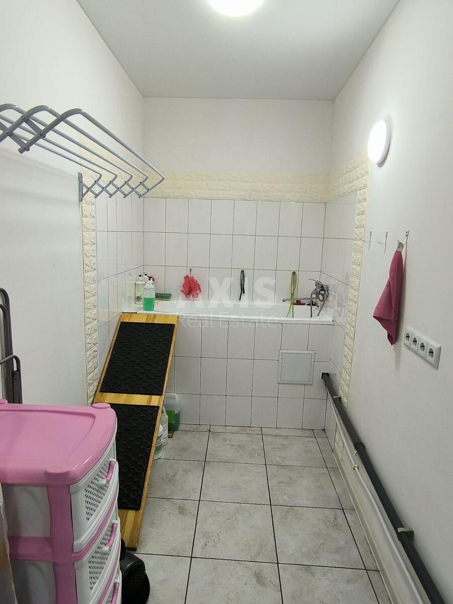 Trade object vul. Danchenka Sergija 28А, 75m24