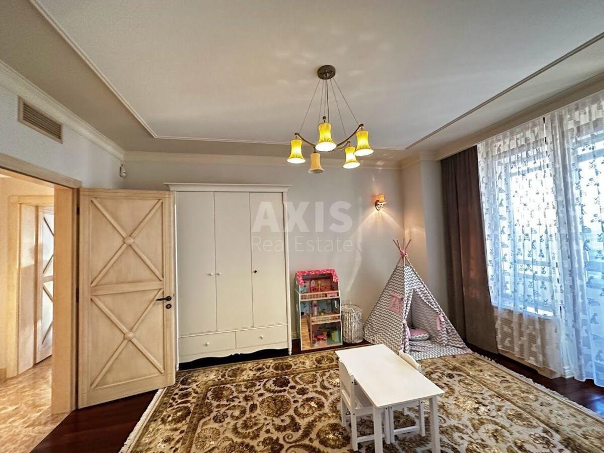 3к квартира ул. Жилянская 595