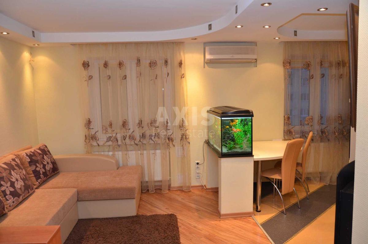 2k apartment vul. Entuziastiv 7/11