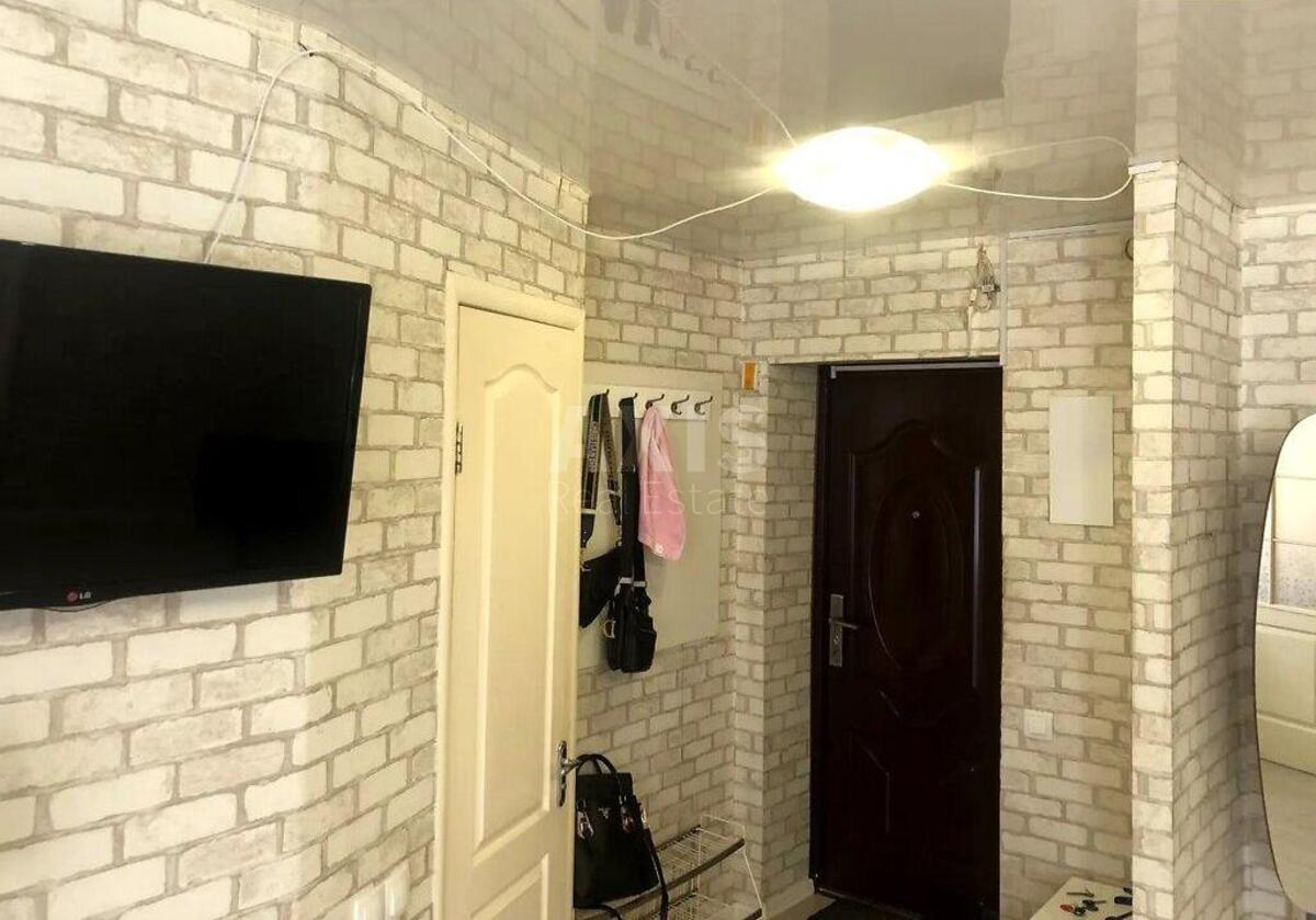 2k apartment vul. Teligy Oleny 215990811