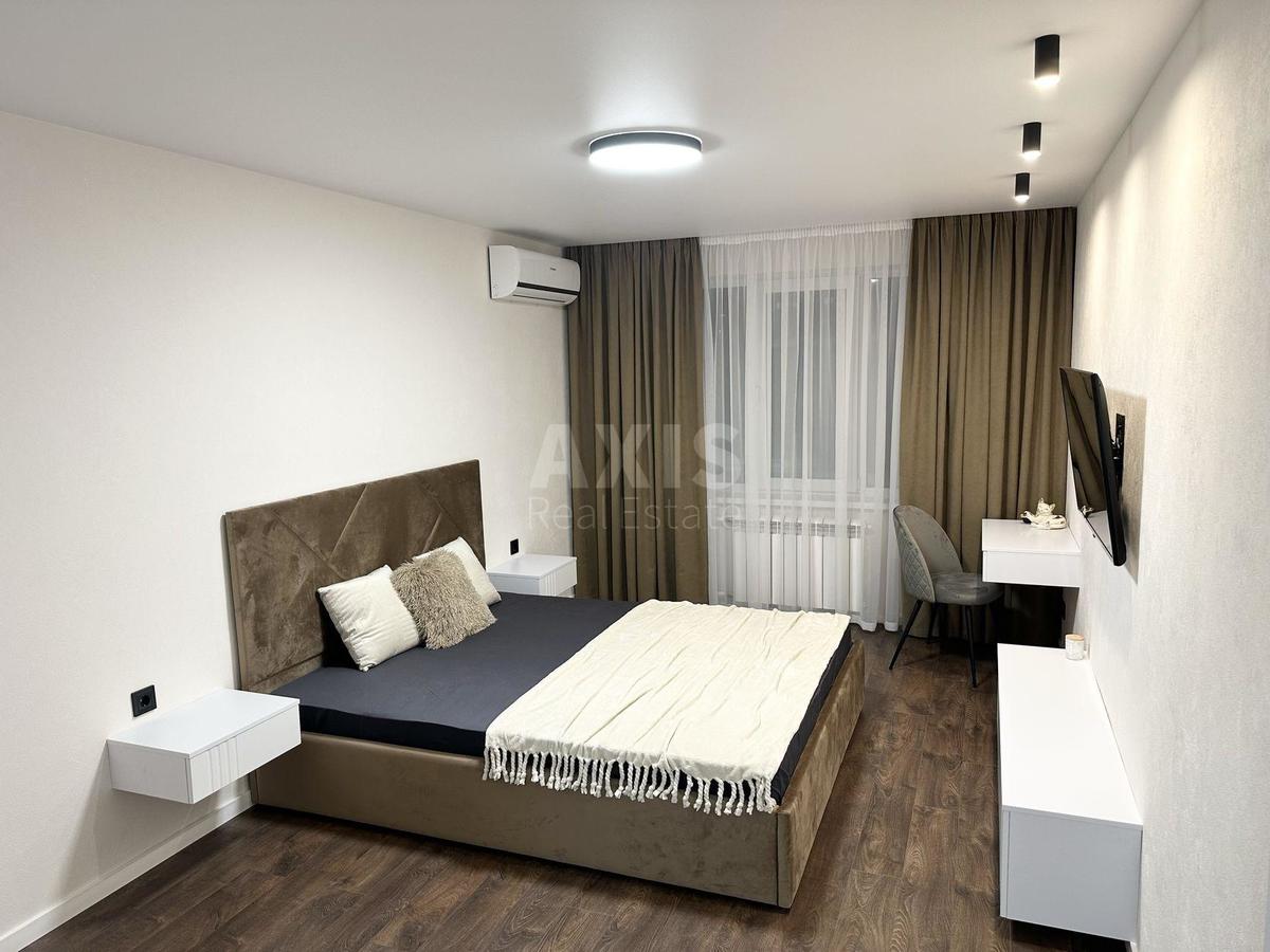 1k apartment pr-t Obolons'kyj 14А1
