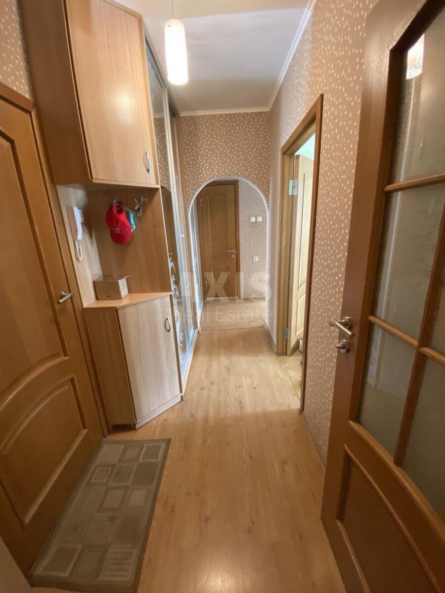 2k apartment pr-t Glushkova Akademika 176157712