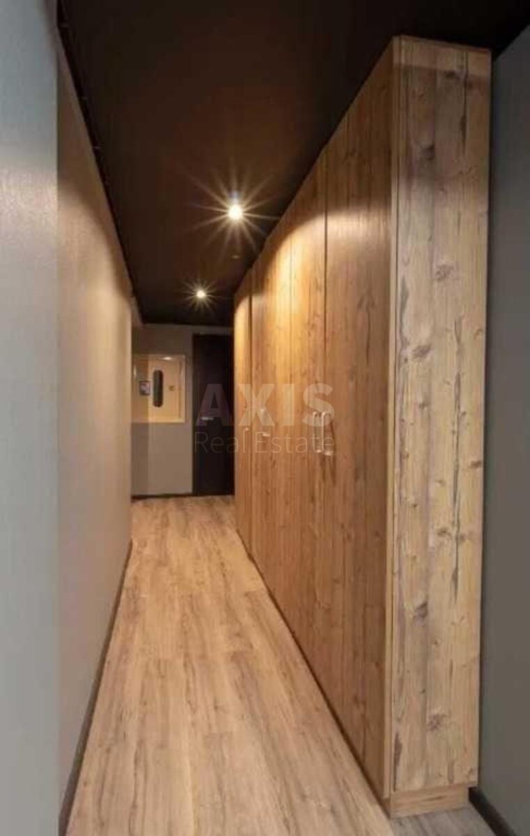 Office vul. Vozdvyzhens'ka 45, 456m2570347