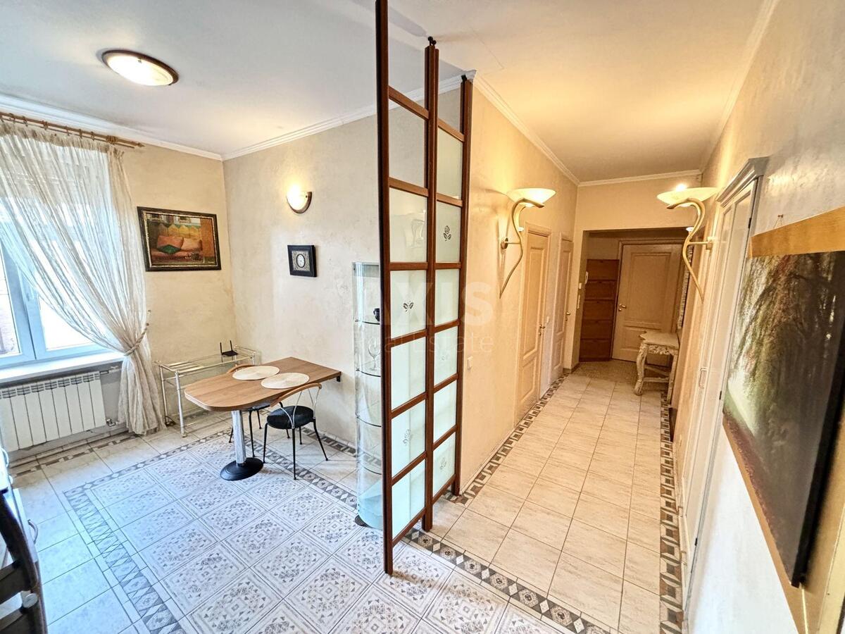 2k apartment vul. Instytuts'ka 24/716