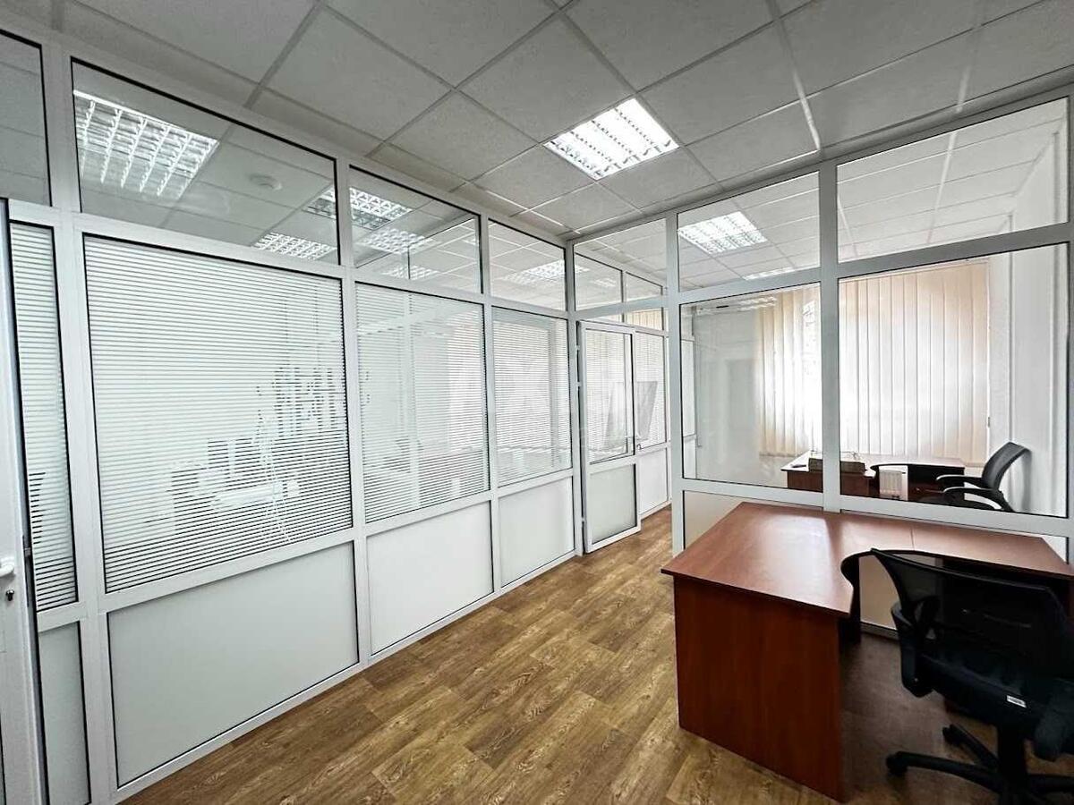 Office uzv. Klovs'kyj 7, 168m21