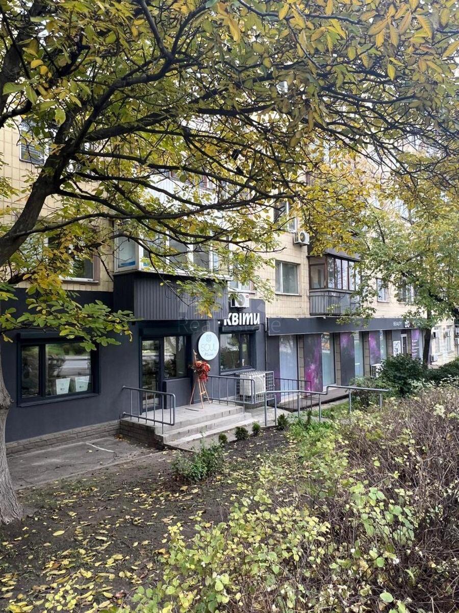 Trade object pr-t Berestejskij 12, 40m2607661