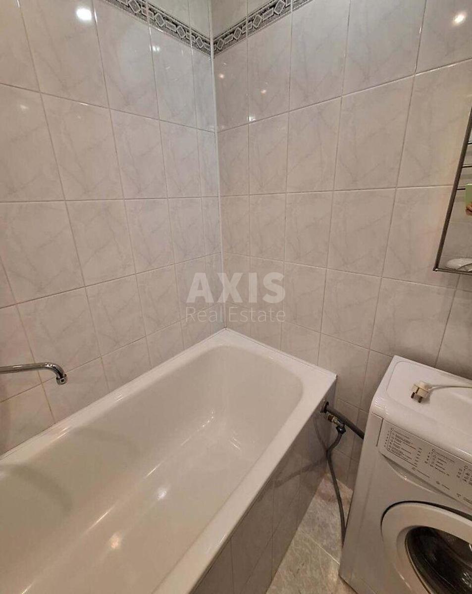 2k apartment vul. Entuziastiv 19/18