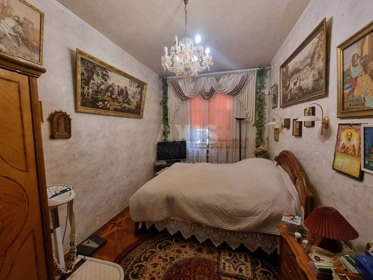 3k apartment vul. Vasyl'kivs'ka 7/70