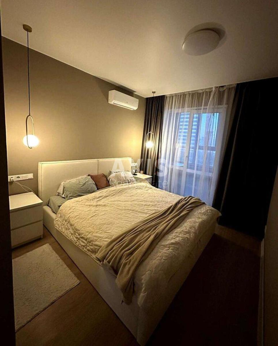 3k apartment vul. Novopol'ova 2, корп. 24