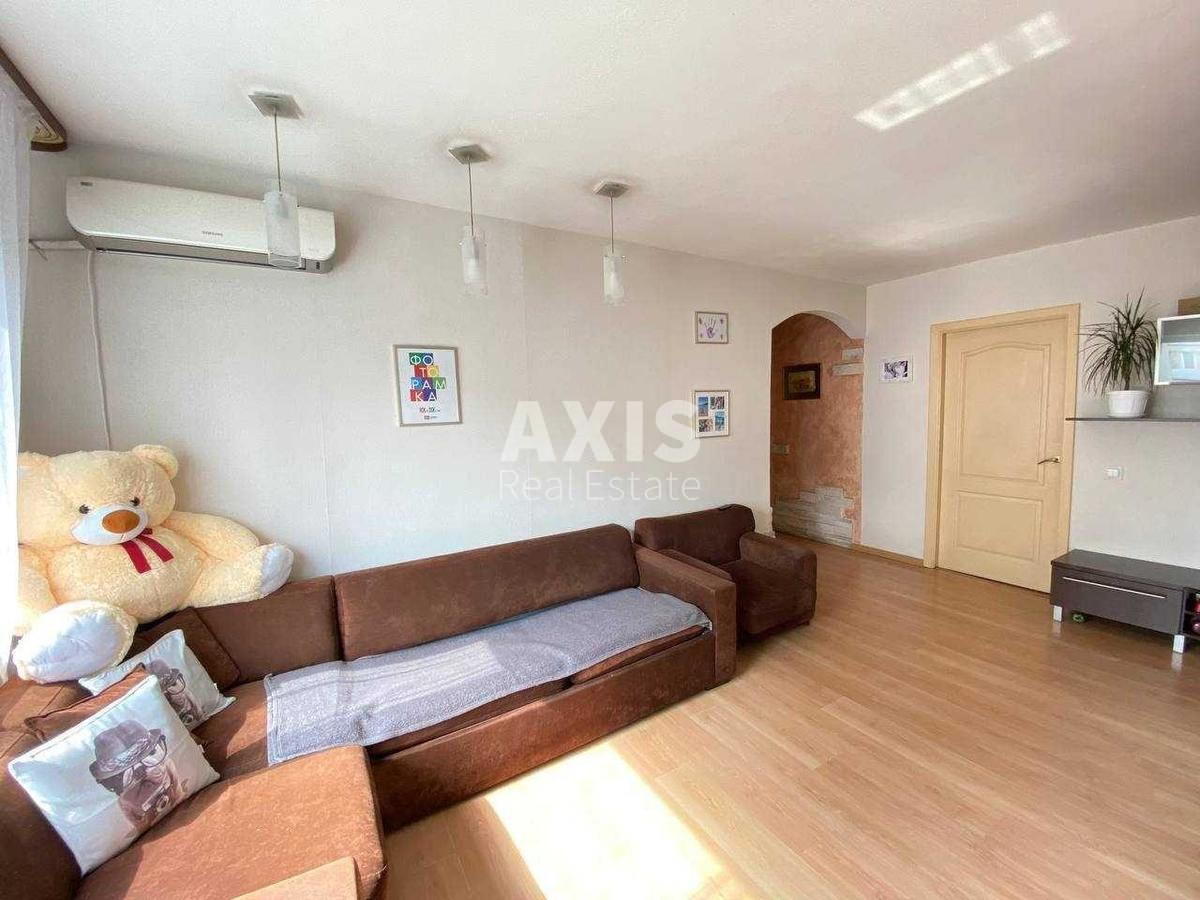3k apartment vul. Avtozavods'ka 411
