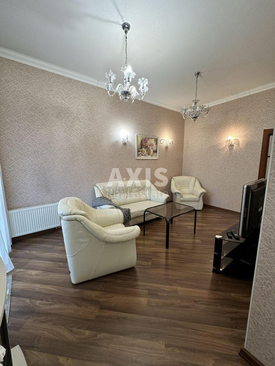 2k apartment vul. Ljuterans'ka 10А610931