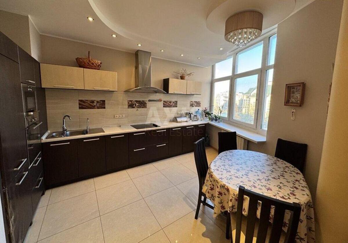 3k apartment pr-t Geroi'v Stalingrada 8А575810