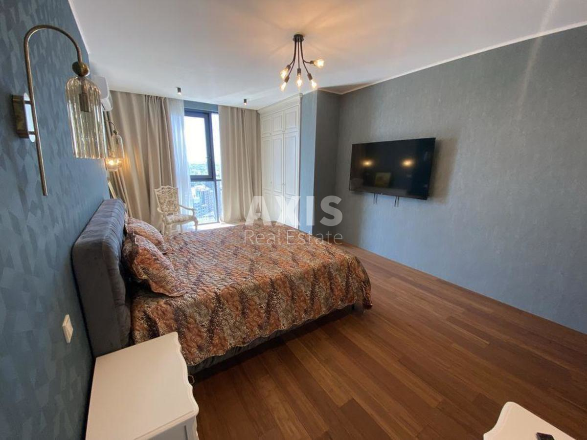 3k apartment vul. Dragomyrova Myhajla 4в8