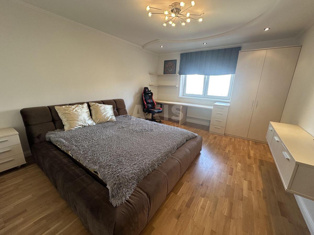 3k apartment vul. Golosii'vs'ka 13А577504