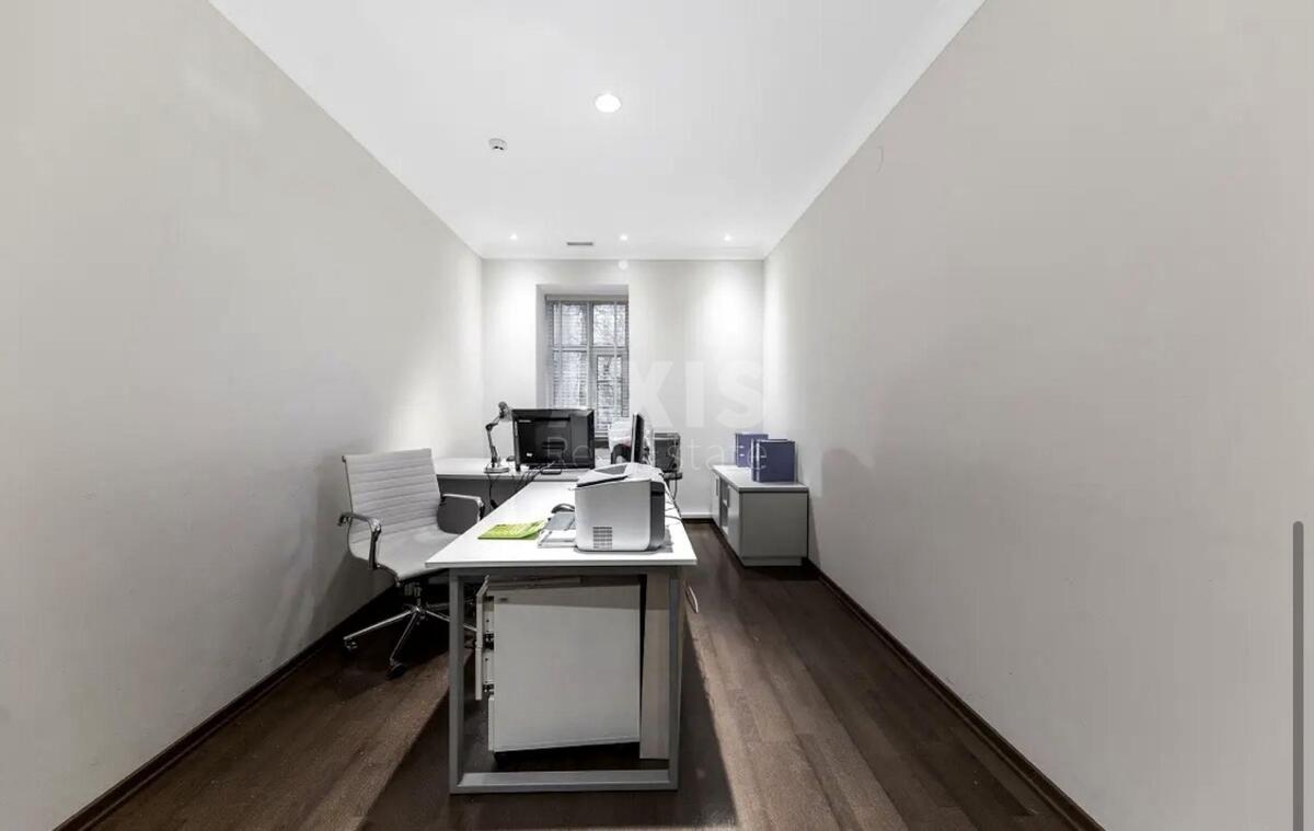 Office vul. Volodymyrs'ka 23А, 198m2621414
