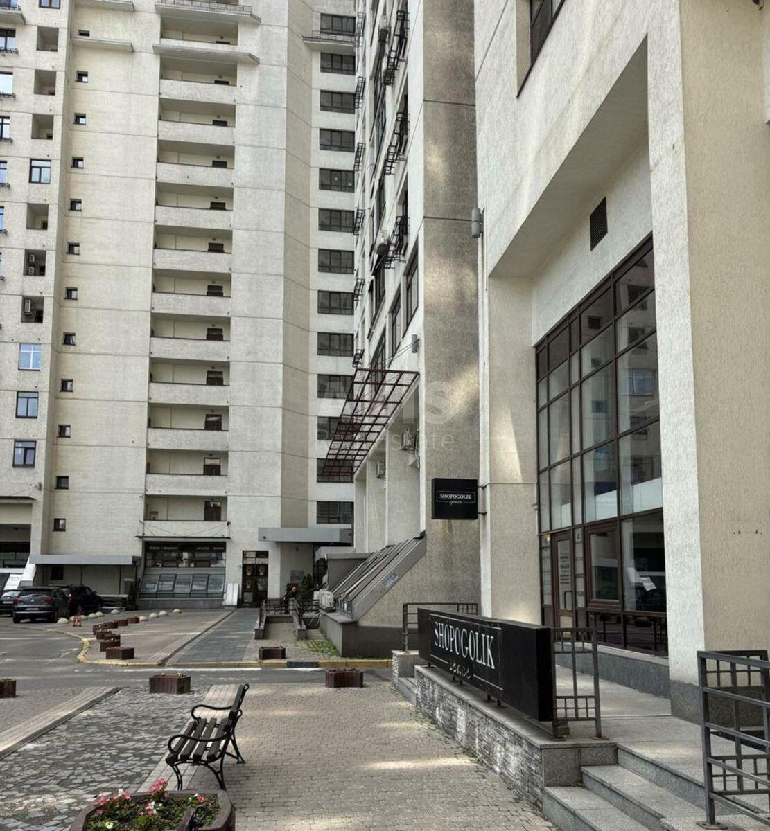 3k apartment vul. Jevgena Konoval'cja 44А5785312