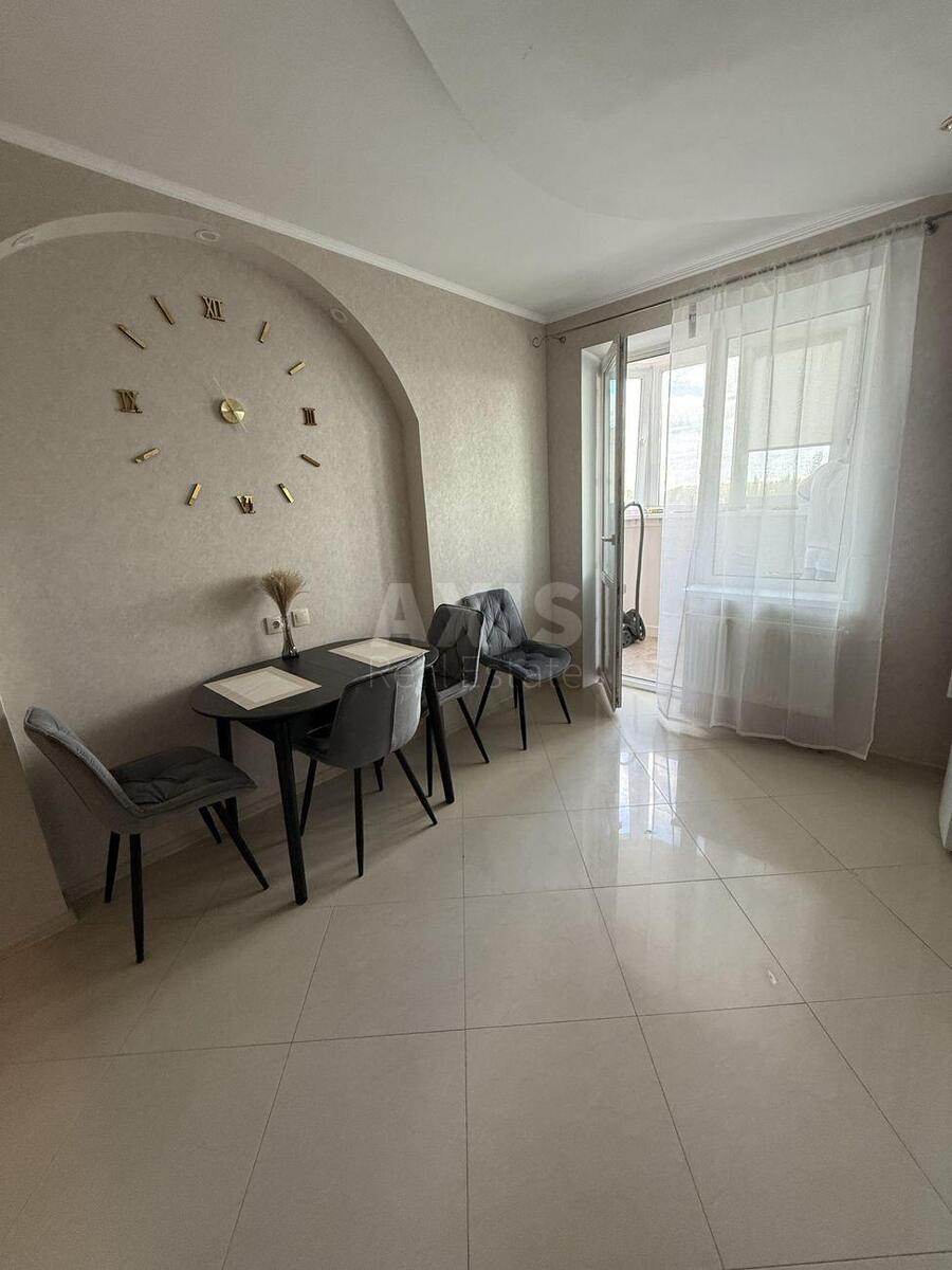 1k apartment vul. Jordans'ka 1621982