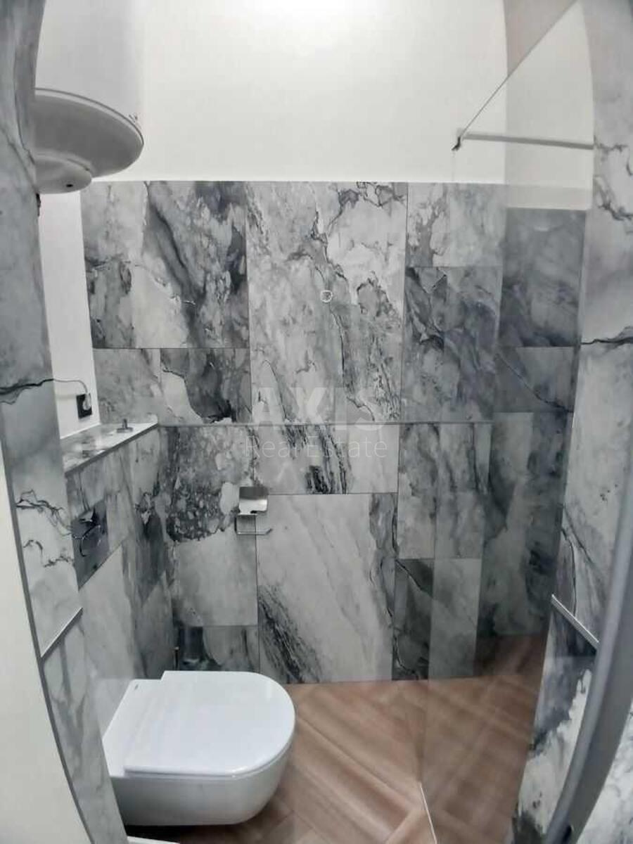 Office vul. Sichovyh Stril'civ 44А, 250m26228510