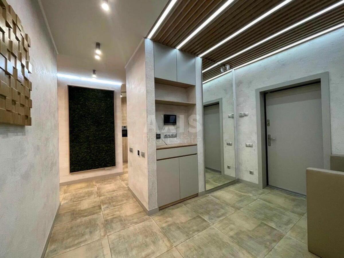 3k apartment vul. Vasylya Tyutyunnyka 52/16351010