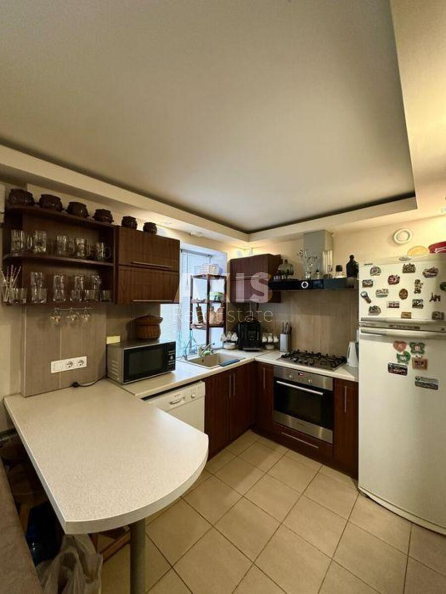 2k apartment vul. Stadionna 21/15