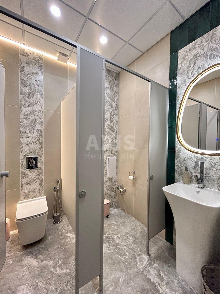 Office vul. Obolons'ka naberezhna 15, 110m2584379