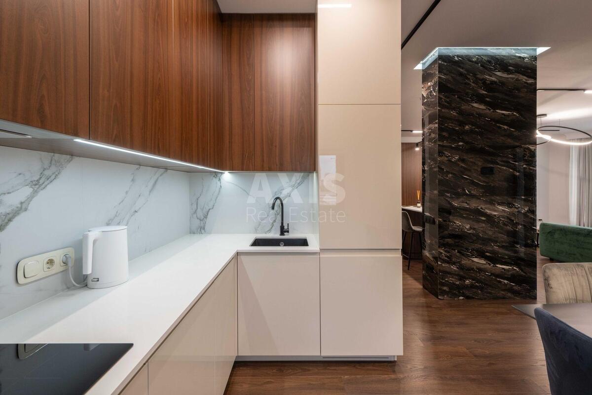 4k apartment vul. Strutyns'kogo Sergija 263120