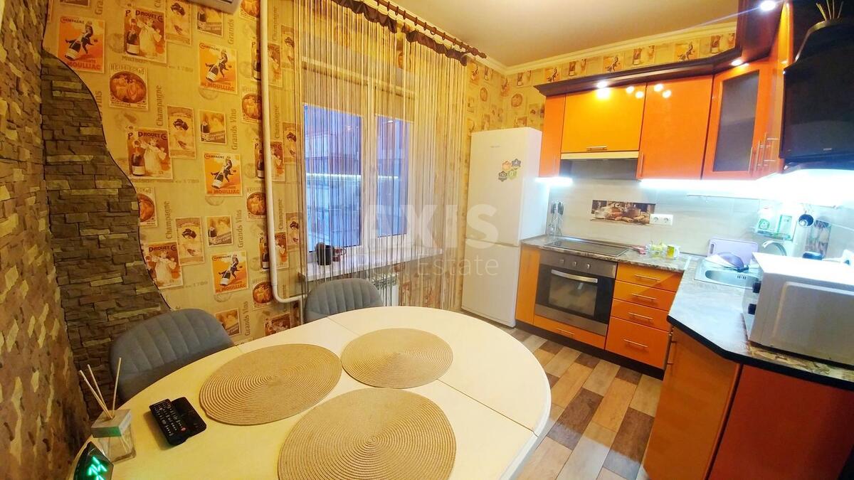 1k apartment vul. Jordans'ka 9Є632670